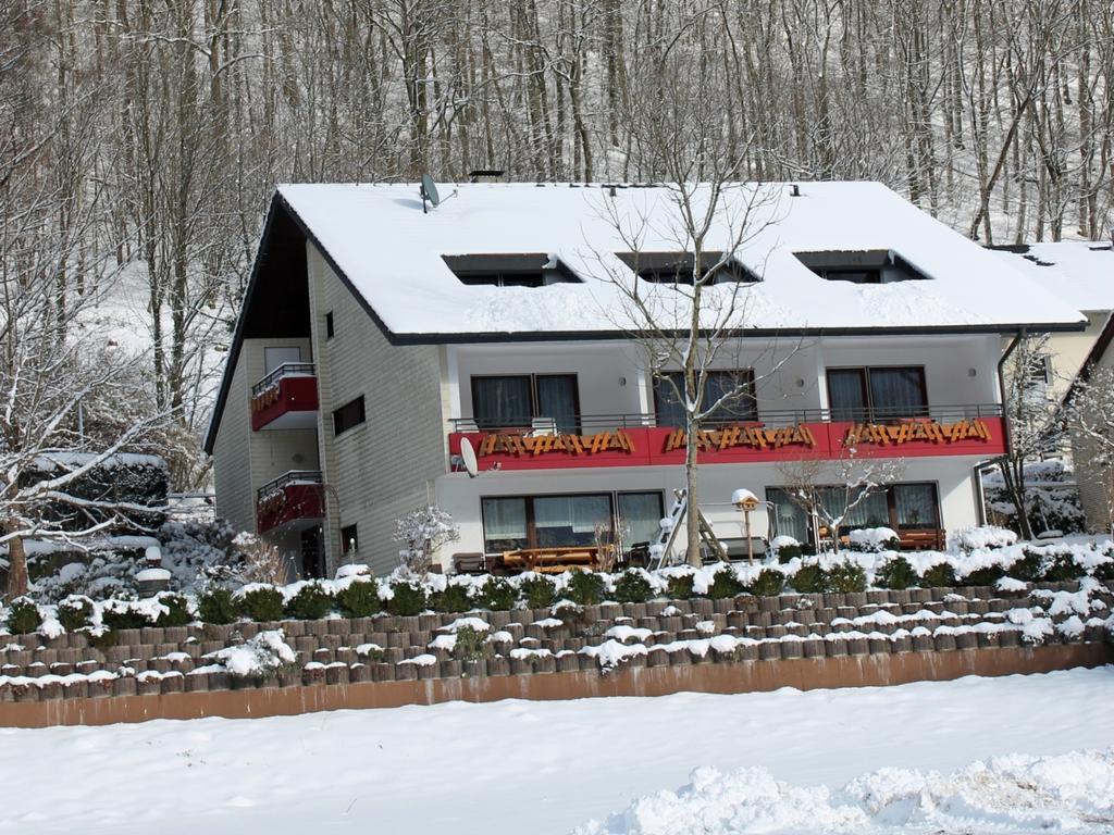 埃尔察赫 特劳黛尔马特旅馆酒店 外观 照片
